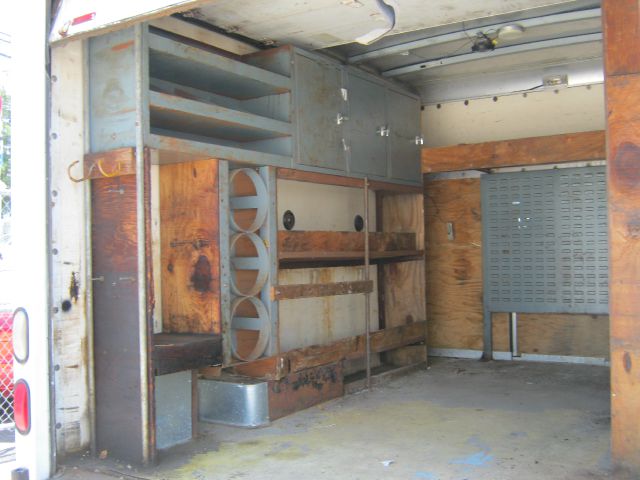 1995 Chevrolet G30 2.0T Quattro AT