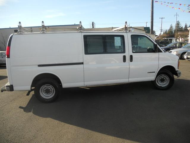 1998 Chevrolet G3500 AWD V6 LS