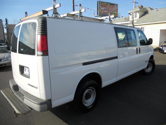 1998 Chevrolet G3500 AWD V6 LS