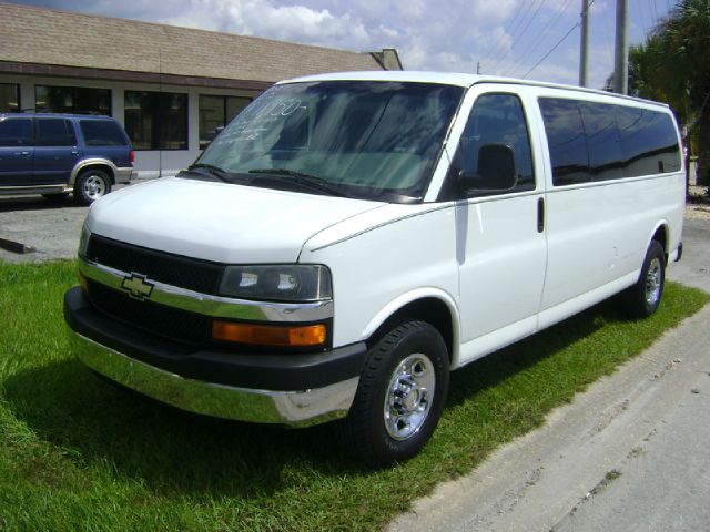 2007 Chevrolet G3500 Unknown