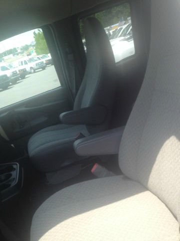 2012 Chevrolet G3500 FX4, Crewcab