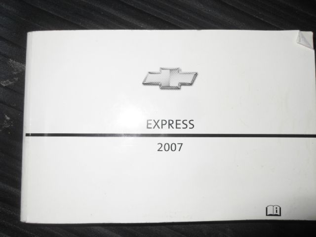 2007 Chevrolet G3500 Express Wheelchair Shuttle Bus 2LT V6 4DR