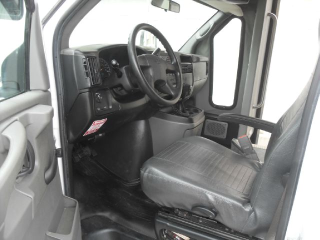 2007 Chevrolet G3500 Express Wheelchair Shuttle Bus 2LT V6 4DR