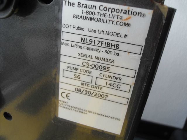 2007 Chevrolet G3500 Express Wheelchair Shuttle Bus 2LT V6 4DR