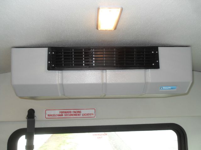 2007 Chevrolet G3500 Express Wheelchair Shuttle Bus 2LT V6 4DR