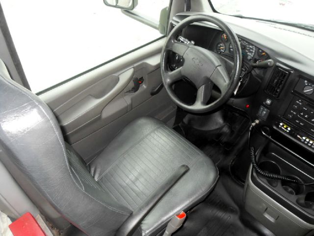 2007 Chevrolet G3500 Express Wheelchair Shuttle Bus 2LT V6 4DR