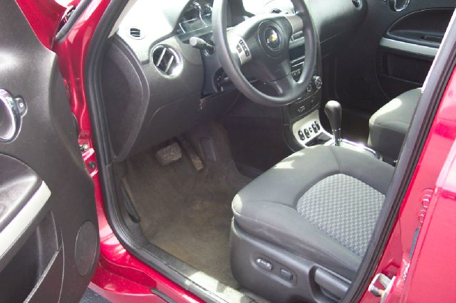 2007 Chevrolet HHR 4dr Sdn I4 CVT 2.5 Sedan