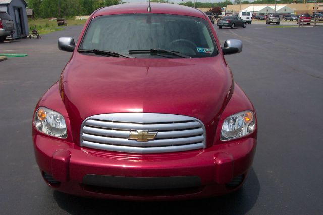2007 Chevrolet HHR 4dr Sdn I4 CVT 2.5 Sedan