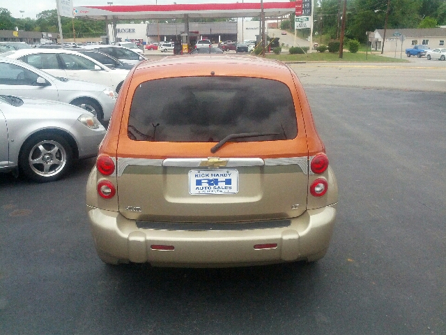 2007 Chevrolet HHR 4dr Sdn I4 CVT 2.5 Sedan