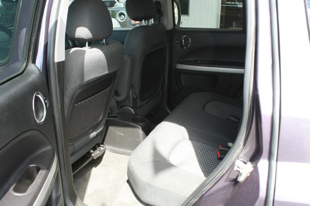 2007 Chevrolet HHR 4dr Sdn I4 CVT 2.5 Sedan