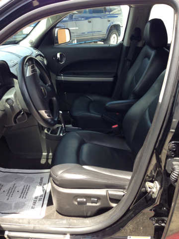 2007 Chevrolet HHR 4dr Sdn I4 CVT 2.5 Sedan