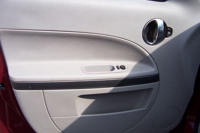 2007 Chevrolet HHR 4dr Sdn I4 CVT 2.5 Sedan