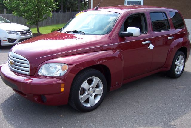 2007 Chevrolet HHR 4dr Sdn I4 CVT 2.5 Sedan