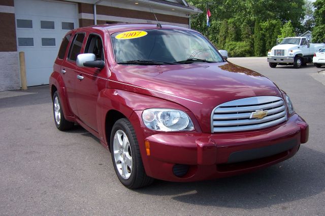 2007 Chevrolet HHR 4dr Sdn I4 CVT 2.5 Sedan