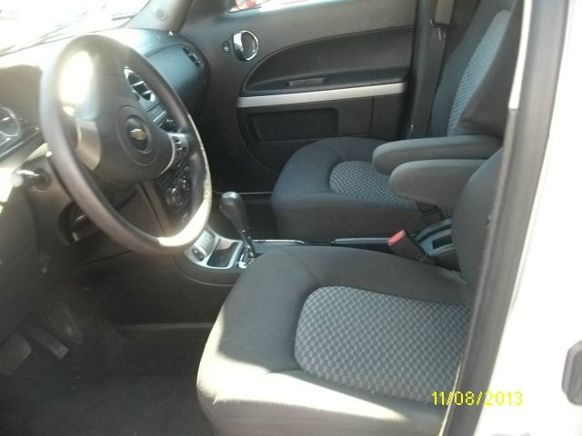2008 Chevrolet HHR 2 Dr STD Hatchback