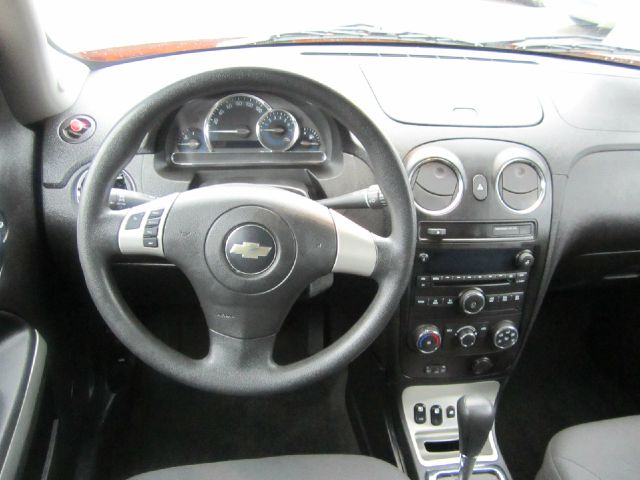 2008 Chevrolet HHR 4dr Sdn I4 CVT 2.5 Sedan