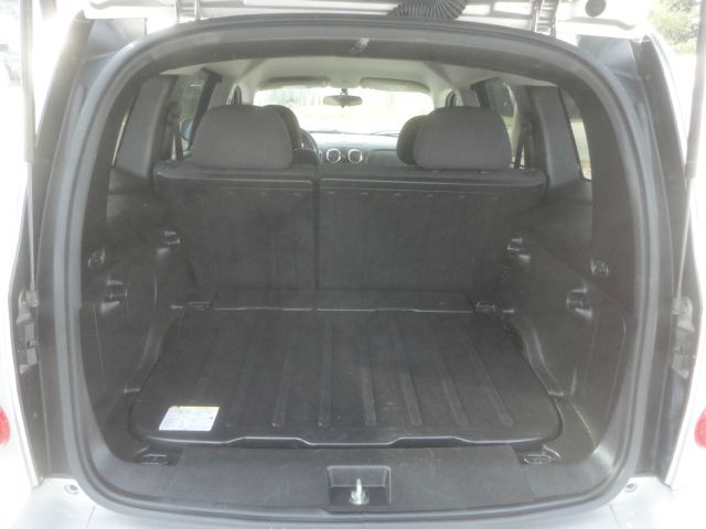 2008 Chevrolet HHR 4dr Sdn I4 CVT 2.5 Sedan