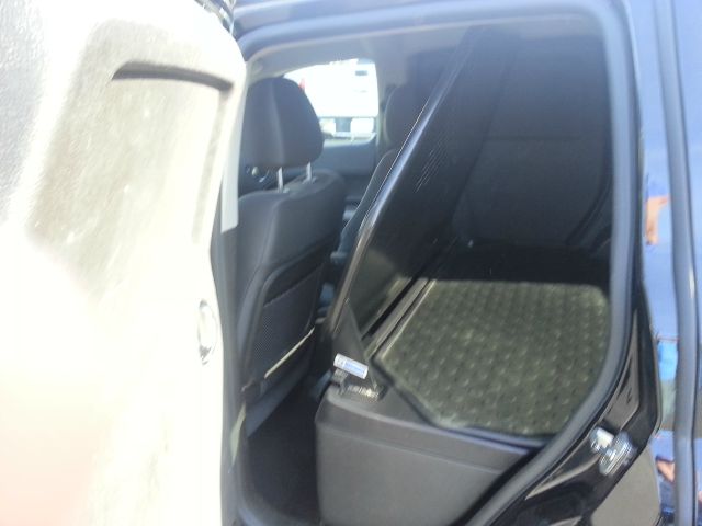 2009 Chevrolet HHR 2 Dr STD Hatchback