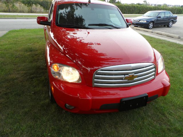 2009 Chevrolet HHR 4dr Sdn I4 CVT 2.5 Sedan