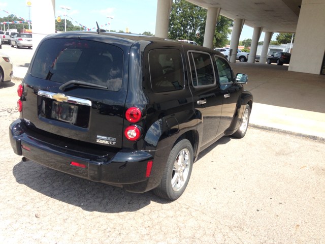 2009 Chevrolet HHR 4dr Sdn I4 CVT 2.5 Sedan