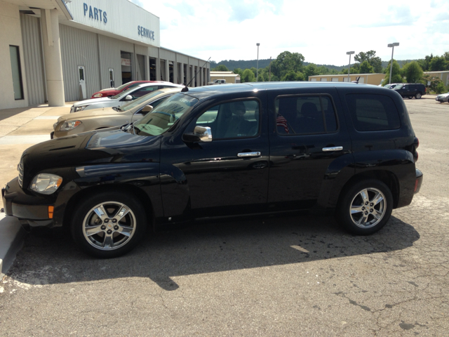 2009 Chevrolet HHR 4dr Sdn I4 CVT 2.5 Sedan
