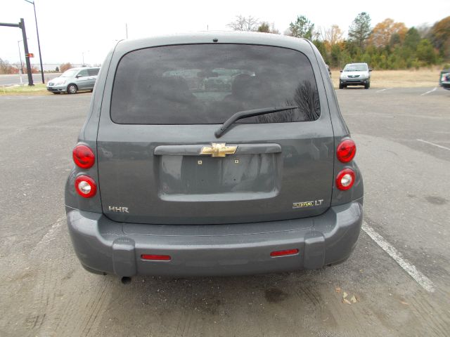 2009 Chevrolet HHR 4dr Sdn I4 CVT 2.5 Sedan