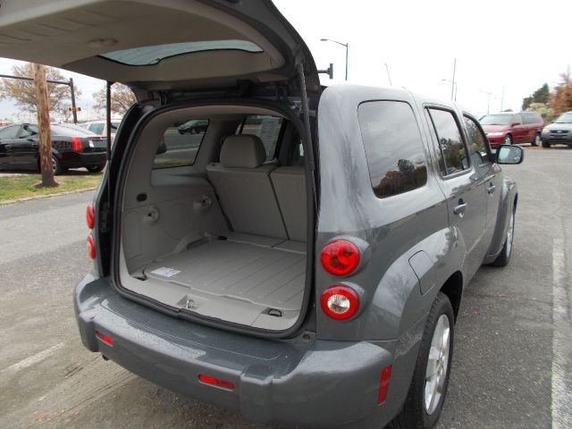 2009 Chevrolet HHR 4dr Sdn I4 CVT 2.5 Sedan