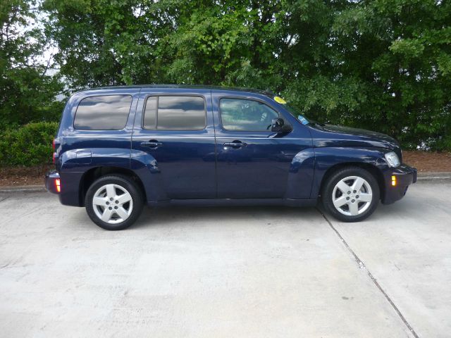 2010 Chevrolet HHR 4dr Sdn I4 CVT 2.5 Sedan