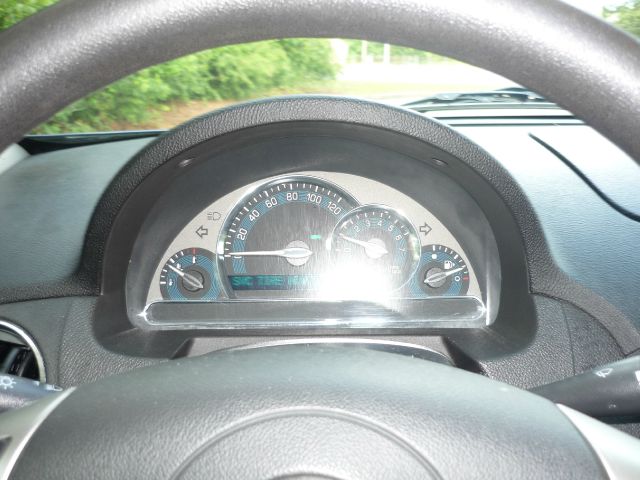 2010 Chevrolet HHR 4dr Sdn I4 CVT 2.5 Sedan