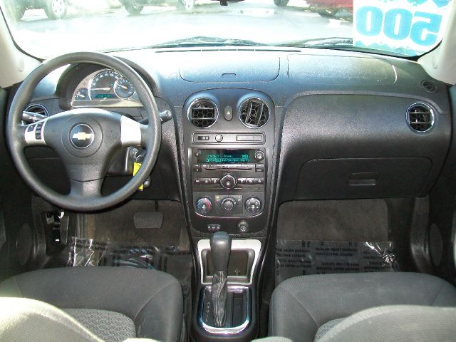 2010 Chevrolet HHR 4dr Sdn I4 CVT 2.5 Sedan