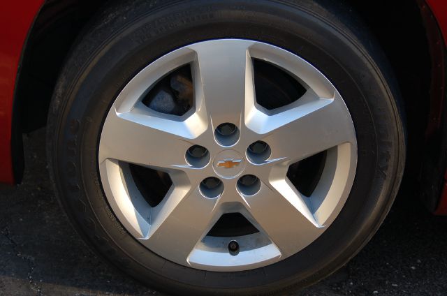 2010 Chevrolet HHR 4dr Sdn I4 CVT 2.5 Sedan