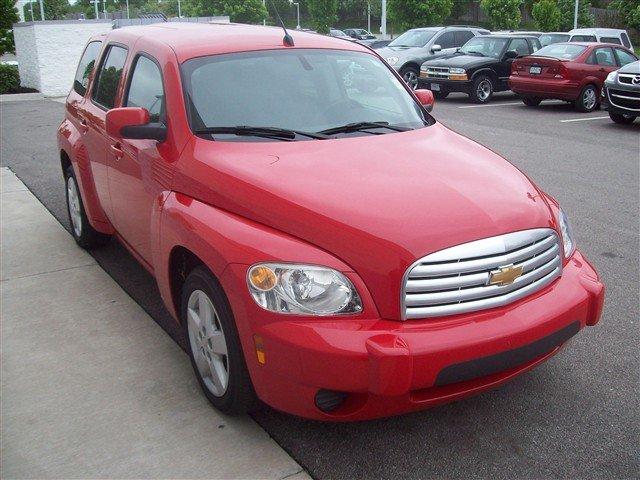 2010 Chevrolet HHR 4dr Sdn I4 CVT 2.5