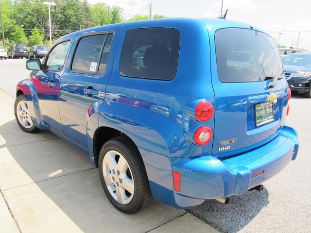 2010 Chevrolet HHR 4dr Sdn I4 CVT 2.5