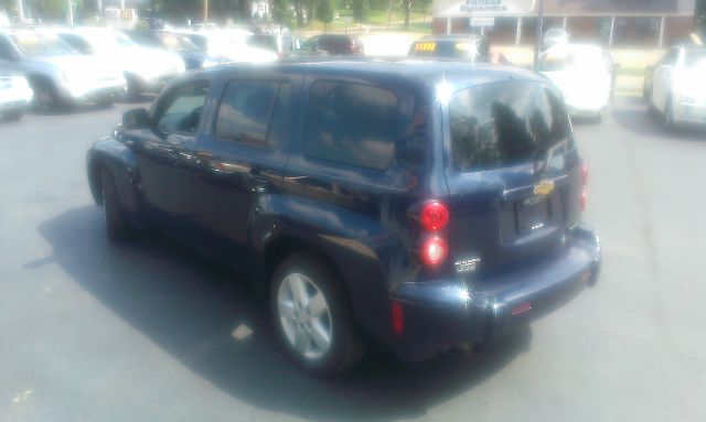 2010 Chevrolet HHR 4dr Sdn I4 CVT 2.5 Sedan