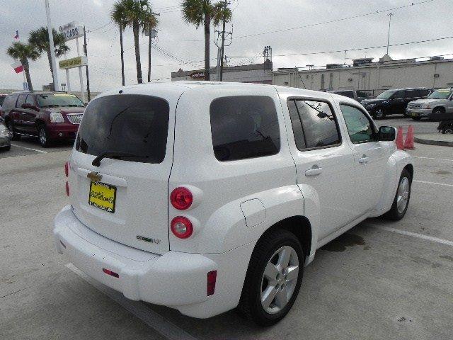 2011 Chevrolet HHR 4dr Sdn I4 CVT 2.5