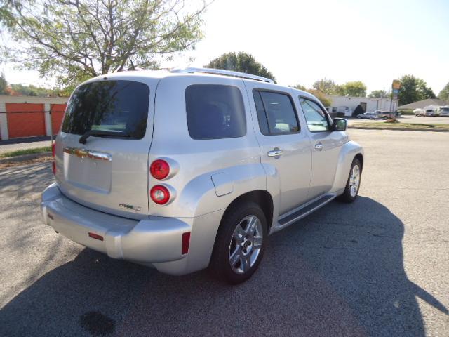 2011 Chevrolet HHR SL1