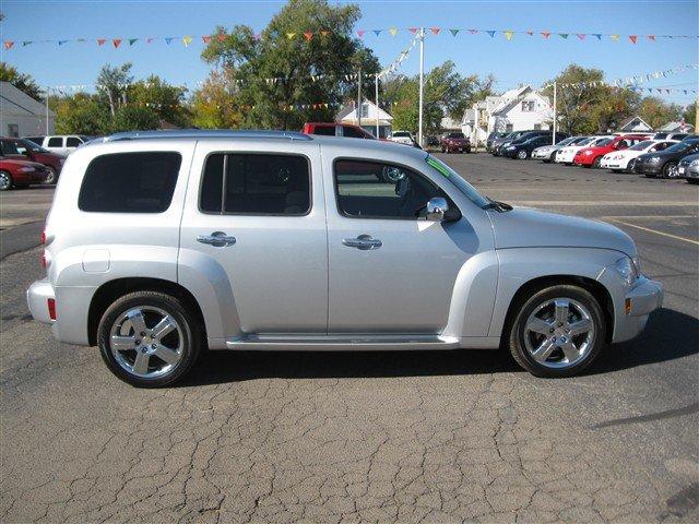 2011 Chevrolet HHR SL1