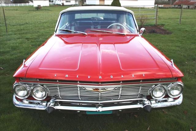 1961 Chevrolet Impala 4WD Crew Cab Short Box SLE