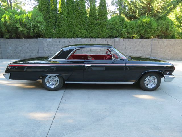 1962 Chevrolet Impala 4.0L Automatic X