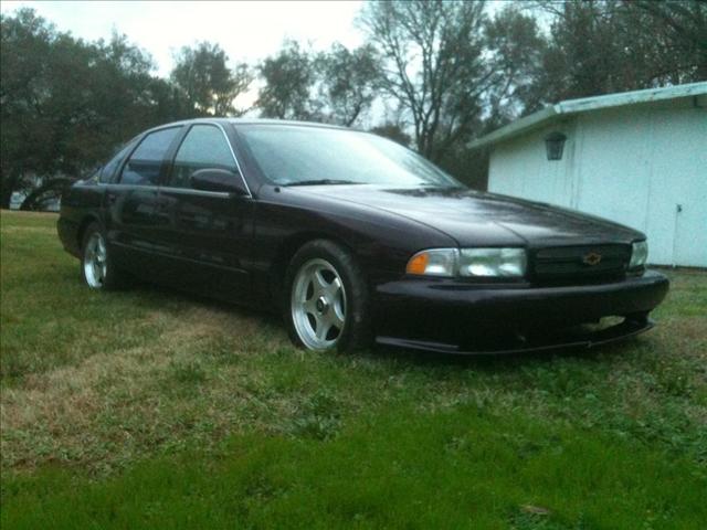1996 Chevrolet Impala 4dr Sdn Auto (natl) Hatchback