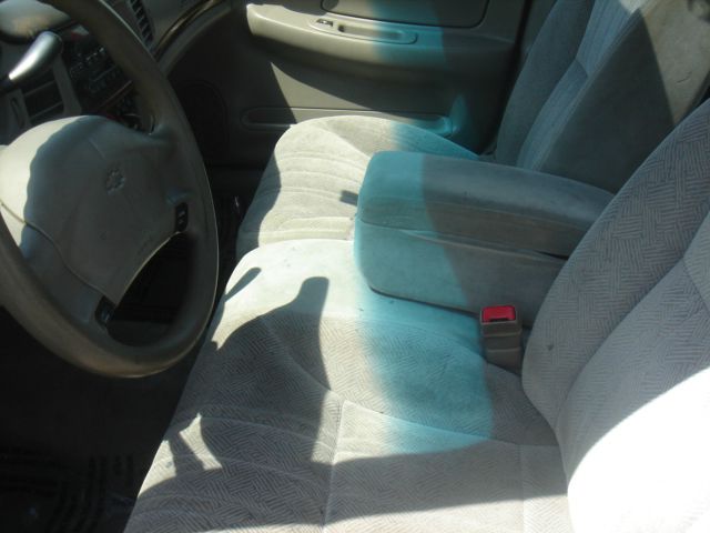 2000 Chevrolet Impala Base