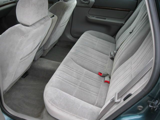 2000 Chevrolet Impala Base