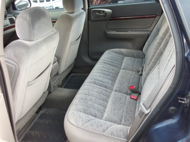 2000 Chevrolet Impala Base