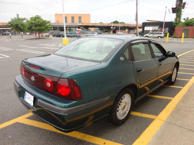 2000 Chevrolet Impala 4dr Sdn Auto Base