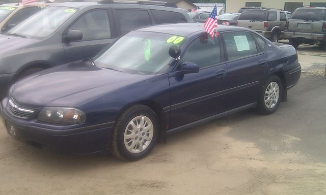 2000 Chevrolet Impala Base