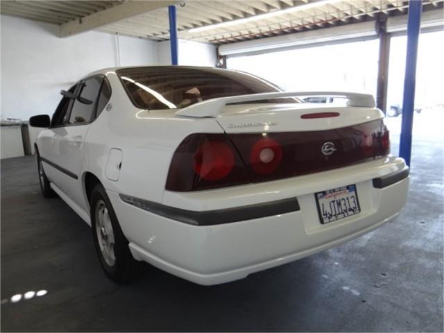 2000 Chevrolet Impala 4dr 112
