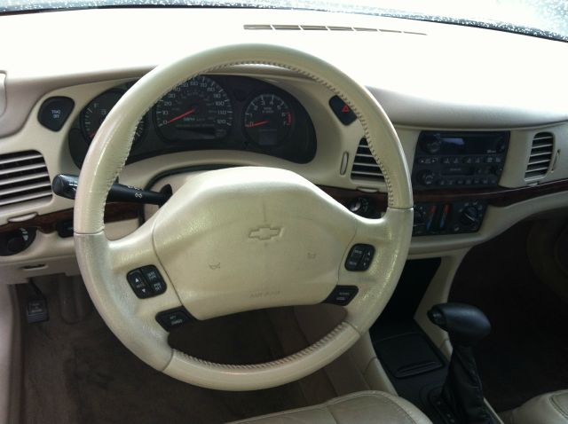 2001 Chevrolet Impala Touring W/nav.sys