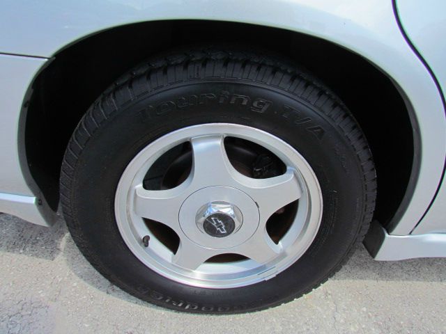 2001 Chevrolet Impala Touring W/nav.sys