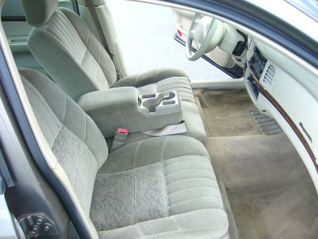 2001 Chevrolet Impala Base