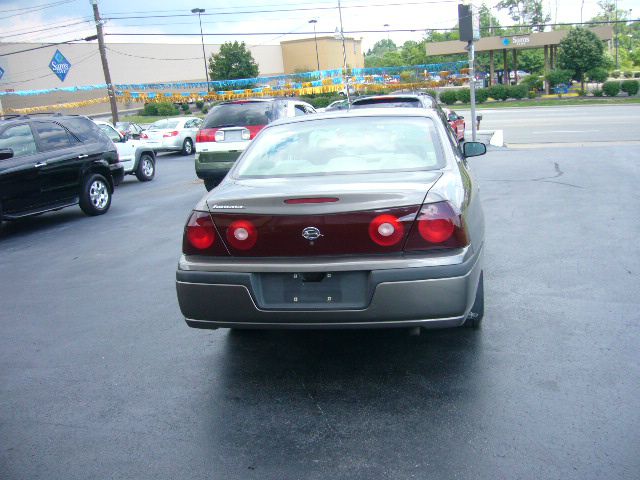 2001 Chevrolet Impala Base
